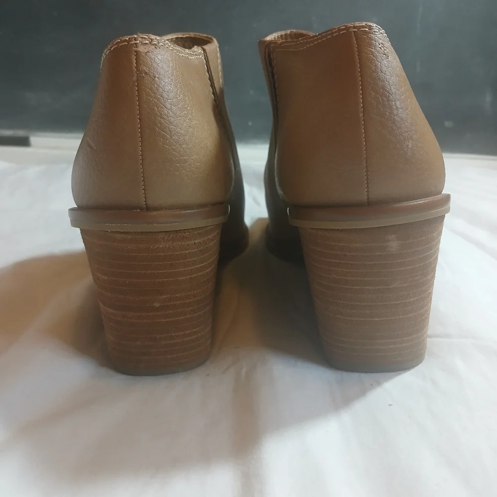 Dr Scholl's Womens Tan Melody Booties Size 10W